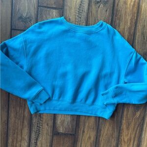 Pull&Bear Vibrant Blue Women's Cropped Sweatshirt